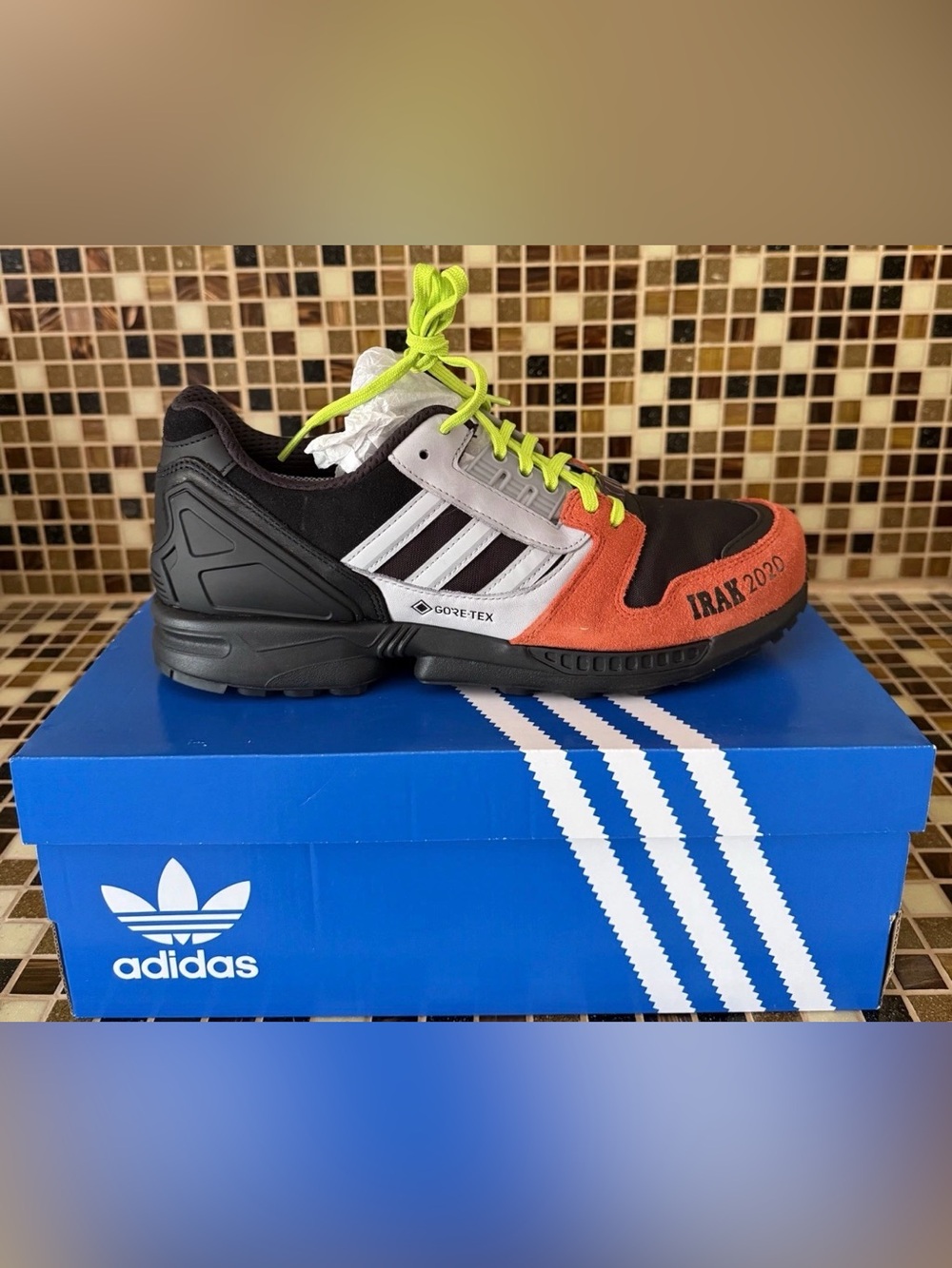 Adidas IRAK ZX 8000 GTX Black Red Grey Running Shoes 8.5